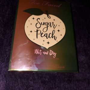 Too faced sugar peach face and eye pallet